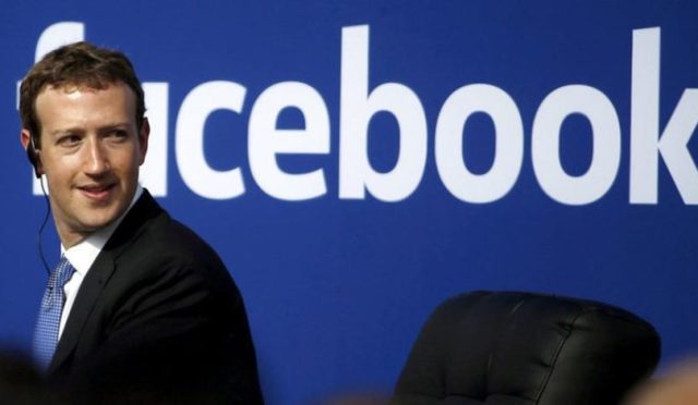 during-california-facebook-photo-headquarters-facebook-zuckerberg_e57fdb04-e524-11e6-947f-9490afc24a59-940x470