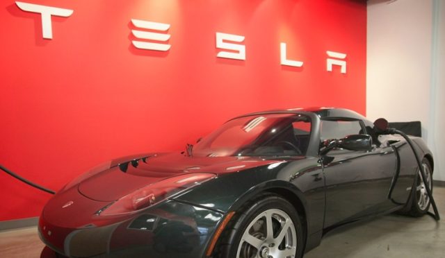 tesla-mulakatinda-sorulan-birbirinden-zor-13-soru
