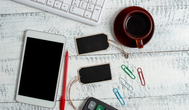pinned-variety-empty-color-paper-sticker-notes-mock-up-used-content-paper-notebook-accessories-school-supplies-with-mobile-phone-arranged-different-flat-lay-backgrounds_424947-101