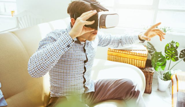man-with-glasses-virtual-reality